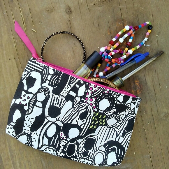 Cosmetic purse IPSY x EPCWITTE limited edition - Picture 2 of 5